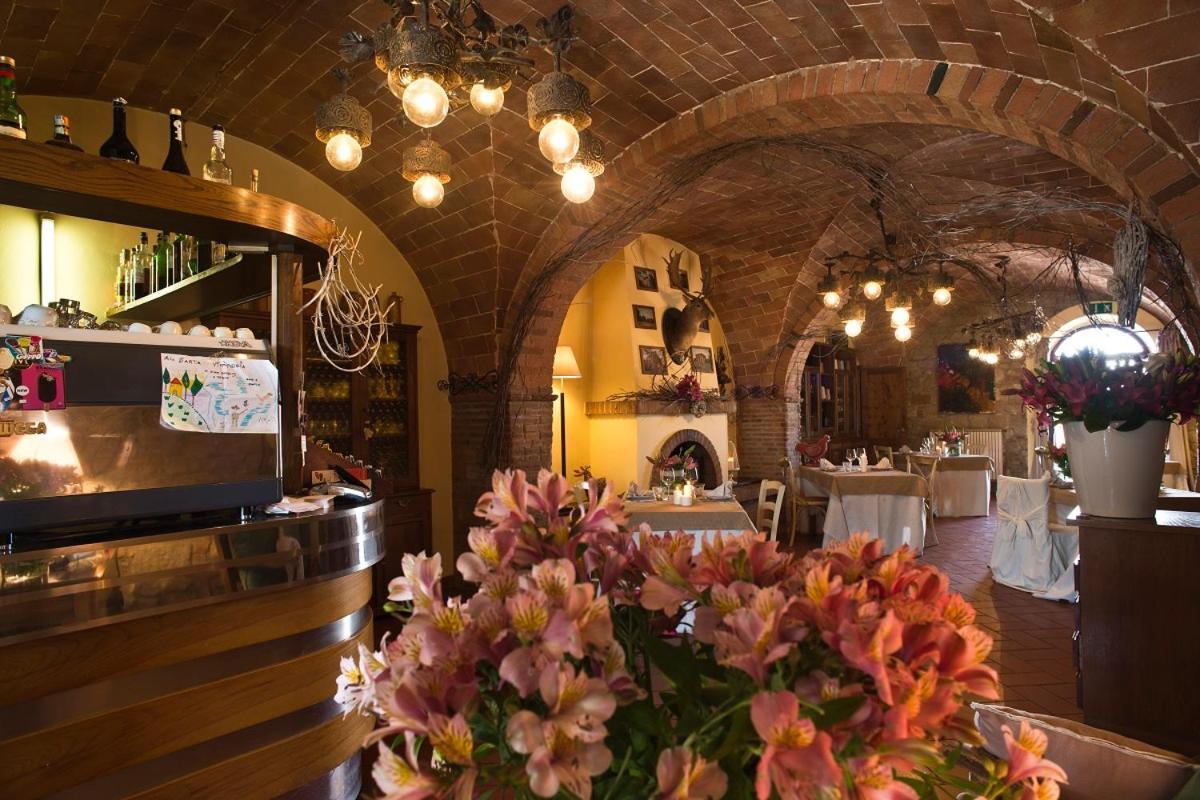 Agriturismo Santa Vittoria ヴォルテッラ エクステリア 写真