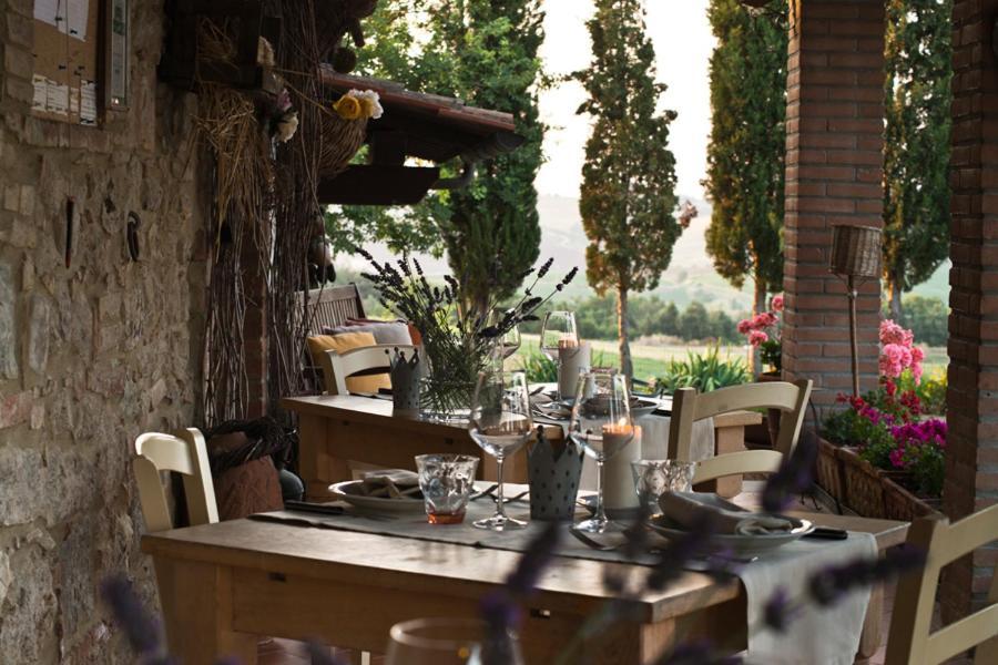 Agriturismo Santa Vittoria ヴォルテッラ エクステリア 写真
