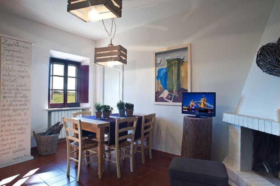 Agriturismo Santa Vittoria ヴォルテッラ エクステリア 写真